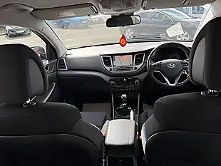 Used 2018 Hyundai Tucson Se Nav Black - Interior and Exterior details 10