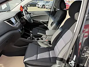 Used 2018 Hyundai Tucson Se Nav Black - Interior and Exterior details 11