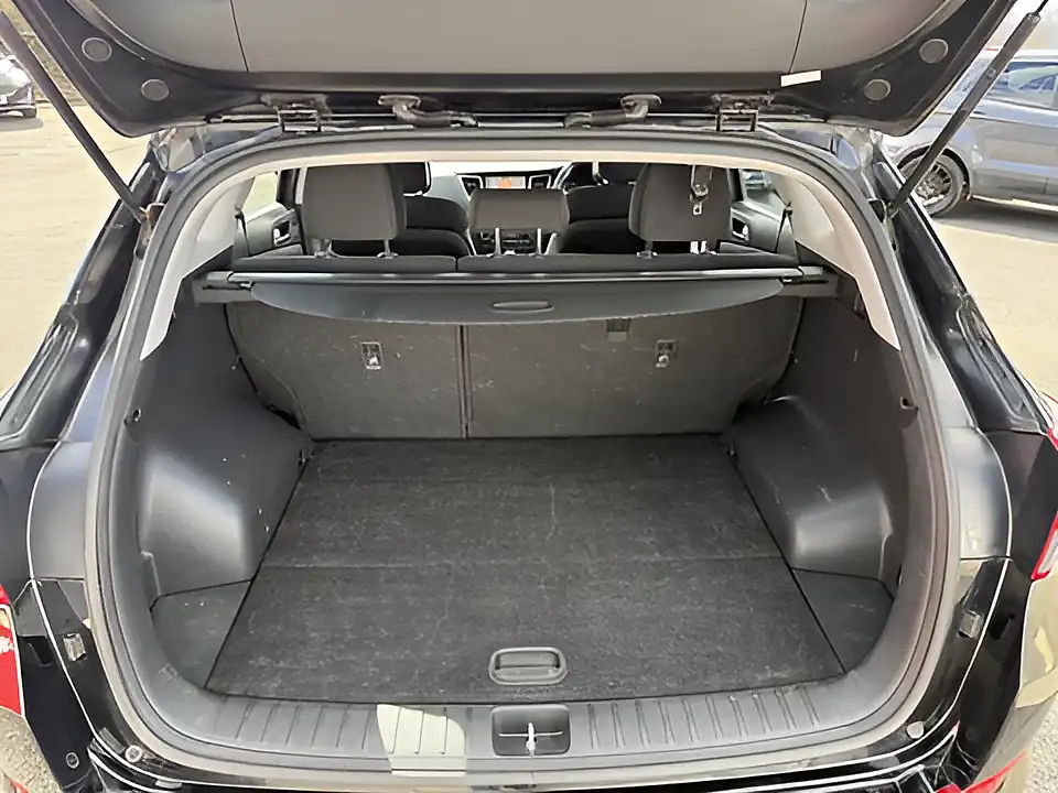 Used 2018 Hyundai Tucson Se Nav Black - Interior and Exterior details 15