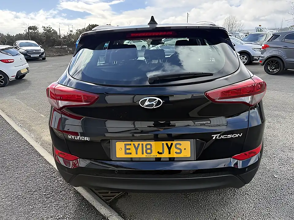 Used 2018 Hyundai Tucson Se Nav Black - Interior and Exterior details 5
