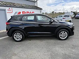 Used 2018 Hyundai Tucson Se Nav Black - Interior and Exterior details 7