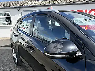 Used 2018 Hyundai Tucson Se Nav Black - Interior and Exterior details 9
