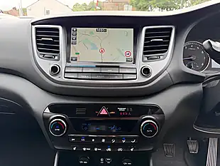 Used 2018 Hyundai Tucson Se Nav Blue Drive Black - Interior and Exterior details 12