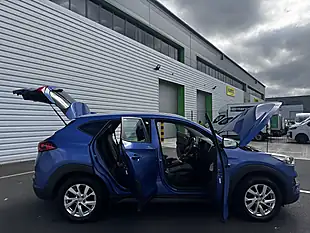 Used 2018 Hyundai Tucson Se Nav Blue - Interior and Exterior details 10