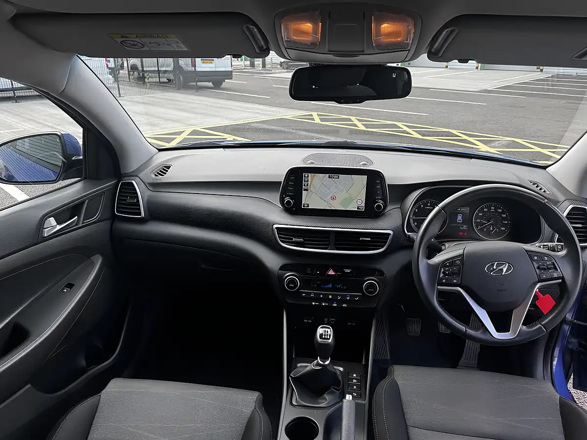 Used 2018 Hyundai Tucson Se Nav Blue - Interior and Exterior details 13