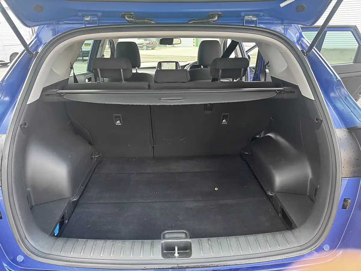 Used 2018 Hyundai Tucson Se Nav Blue - Interior and Exterior details 14