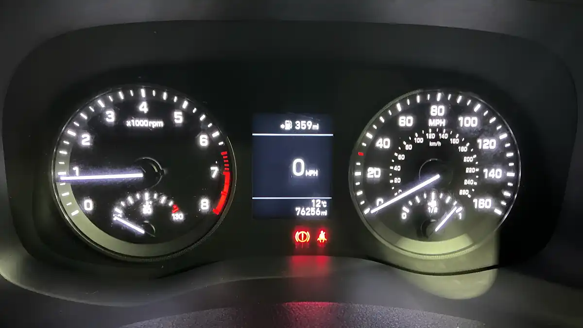 Used 2018 Hyundai Tucson Se Nav Blue - Interior and Exterior details 15