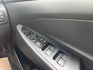 Used 2018 Hyundai Tucson Se Nav Blue - Interior and Exterior details 7