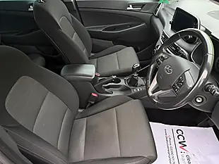 Used 2018 Hyundai Tucson Se Nav Blue - Interior and Exterior details 12