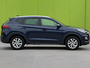 Used 2018 Hyundai Tucson Se Nav Blue - Interior and Exterior details 8
