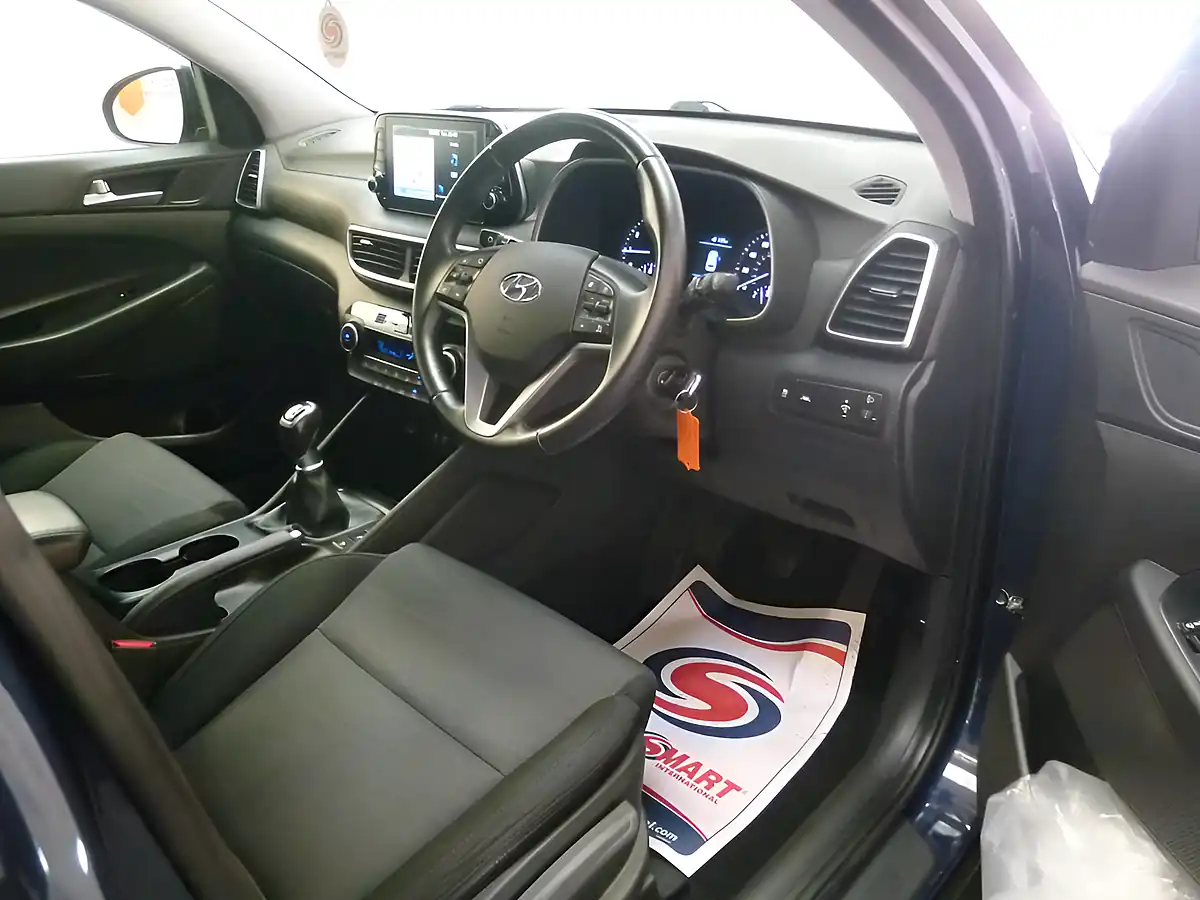 Used 2018 Hyundai Tucson Se Nav Blue - Interior and Exterior details 13