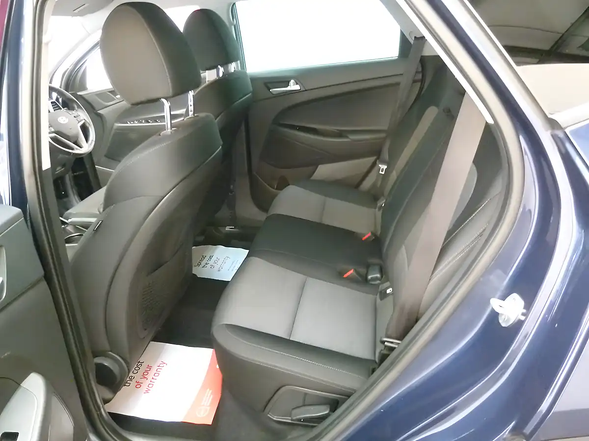 Used 2018 Hyundai Tucson Se Nav Blue - Interior and Exterior details 16