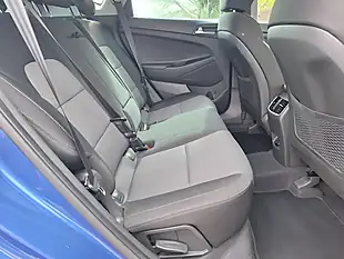 Used 2018 Hyundai Tucson Se Nav Blue - Interior and Exterior details 13