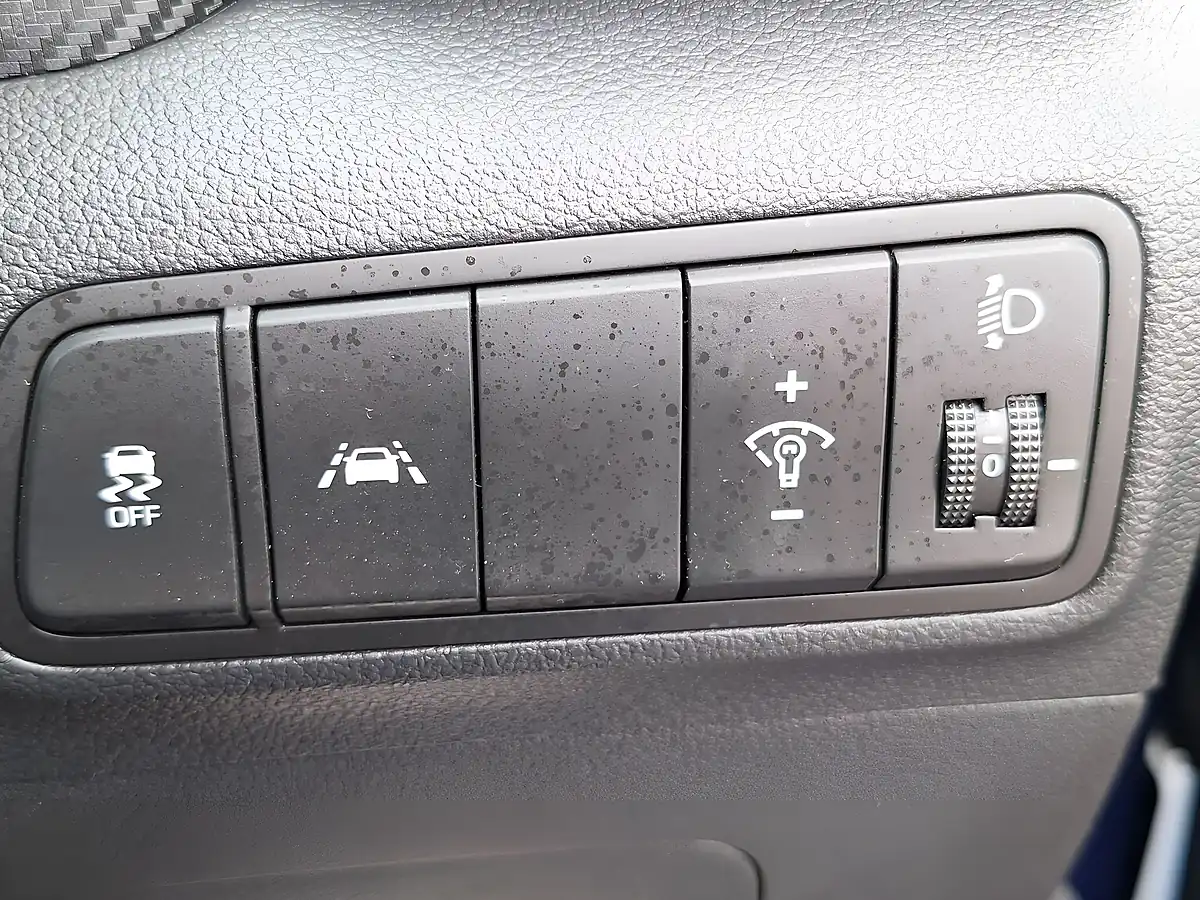 Used 2018 Hyundai Tucson Se Nav Blue - Interior and Exterior details 14