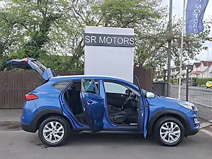 Used 2018 Hyundai Tucson Se Nav Blue - Interior and Exterior details 7