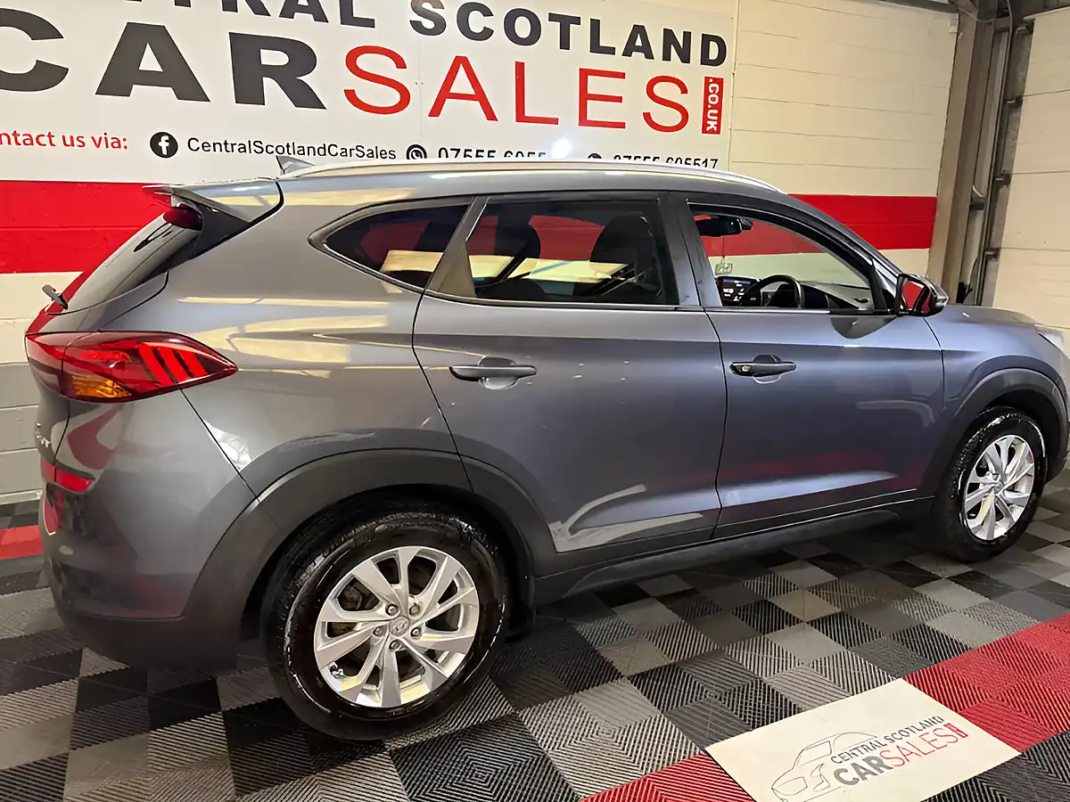 Used 2018 Hyundai Tucson Se Nav Grey - Interior and Exterior details 13