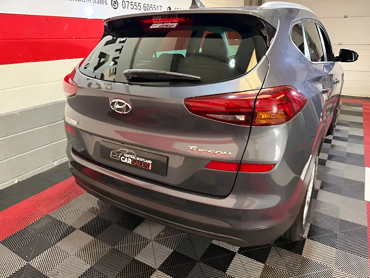 Used 2018 Hyundai Tucson Se Nav Grey - Interior and Exterior details 14