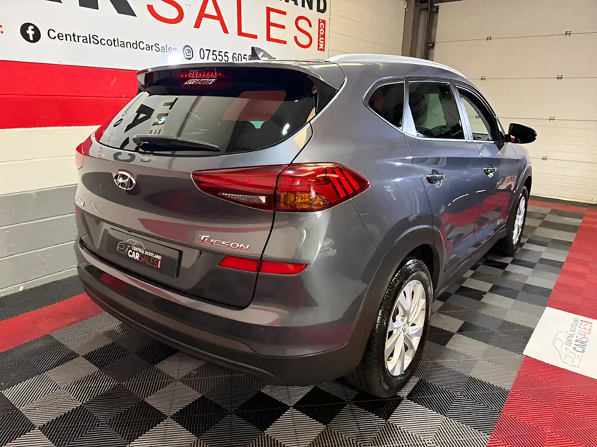 Used 2018 Hyundai Tucson Se Nav Grey - Interior and Exterior details 15
