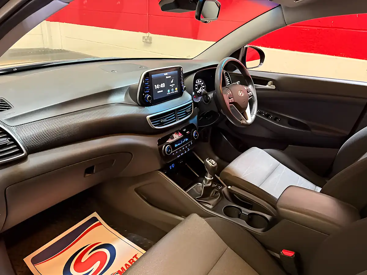 Used 2018 Hyundai Tucson Se Nav Grey - Interior and Exterior details 16