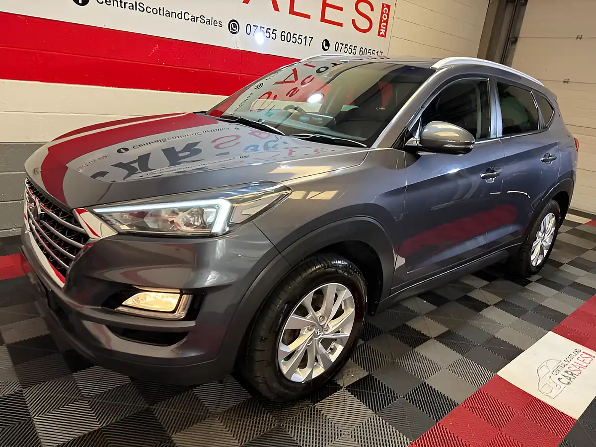 Used 2018 Hyundai Tucson Se Nav Grey - Interior and Exterior details 8