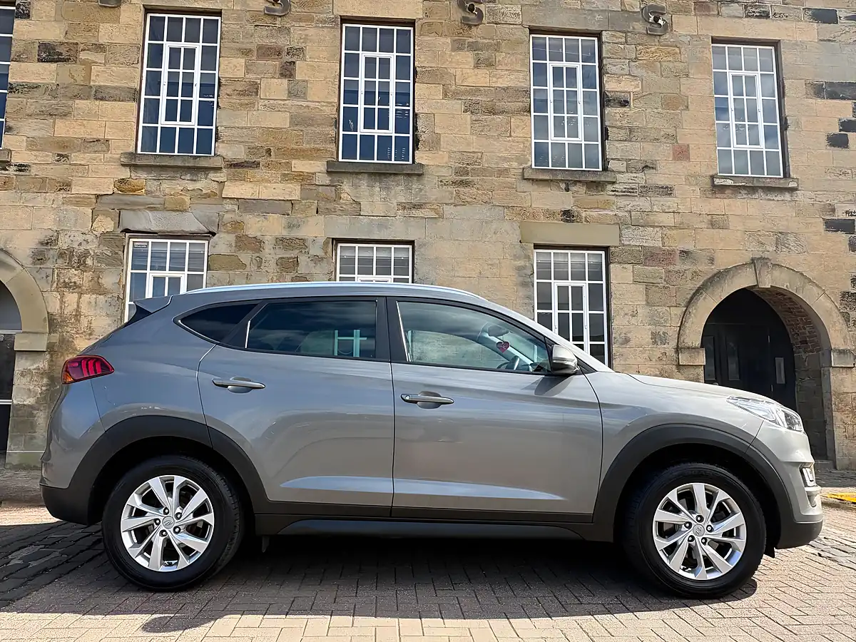Used 2018 Hyundai Tucson Se Nav Grey - Interior and Exterior details 11