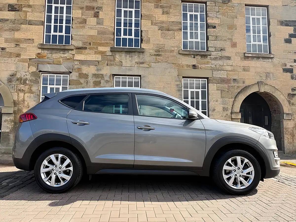 Used 2018 Hyundai Tucson Se Nav Grey - Interior and Exterior details 12