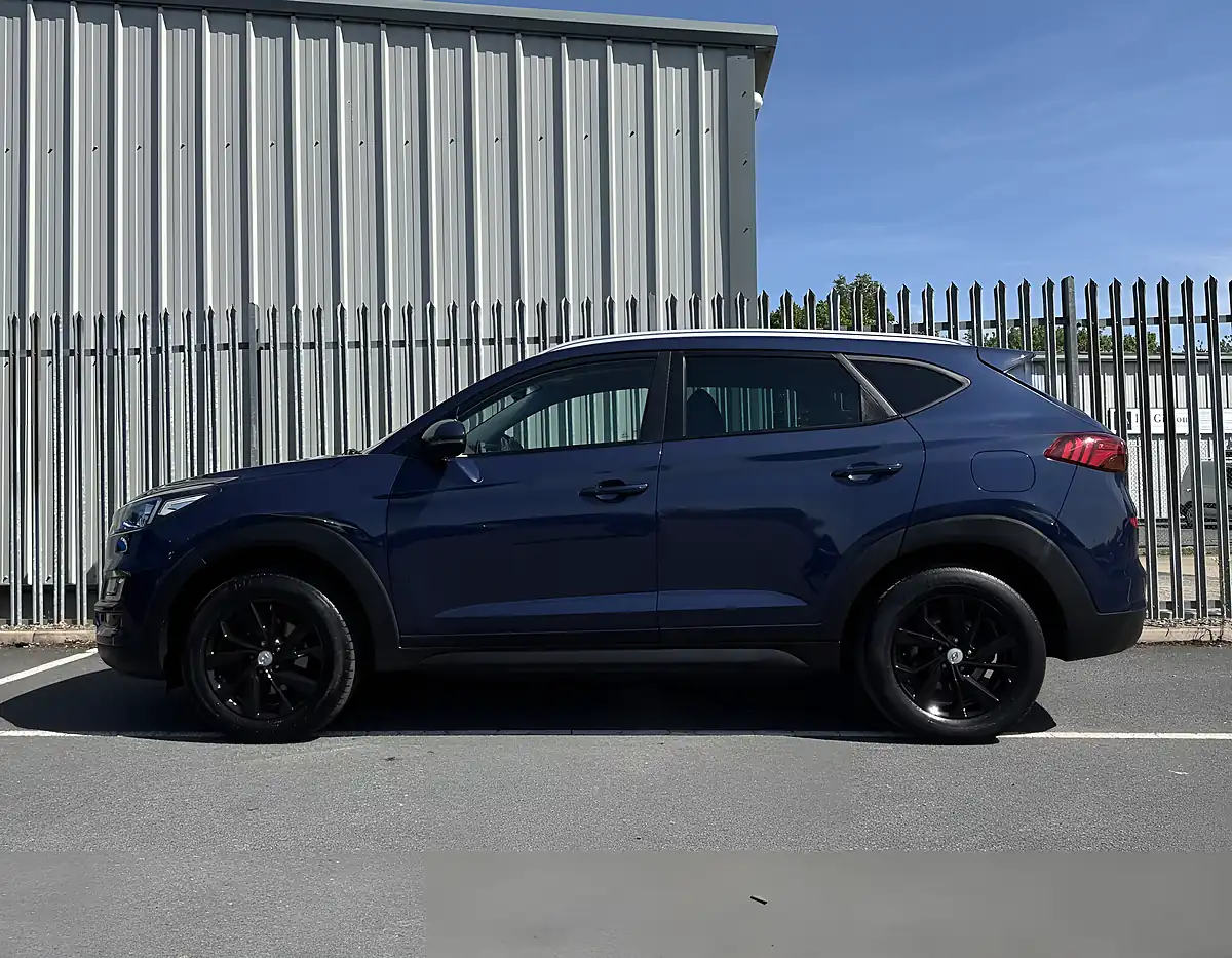 Used 2018 Hyundai Tucson Se Nav Grey - Interior and Exterior details 8