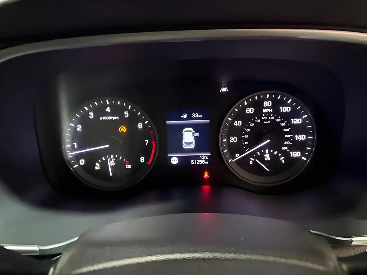 Used 2018 Hyundai Tucson Se Nav Grey - Interior and Exterior details 16