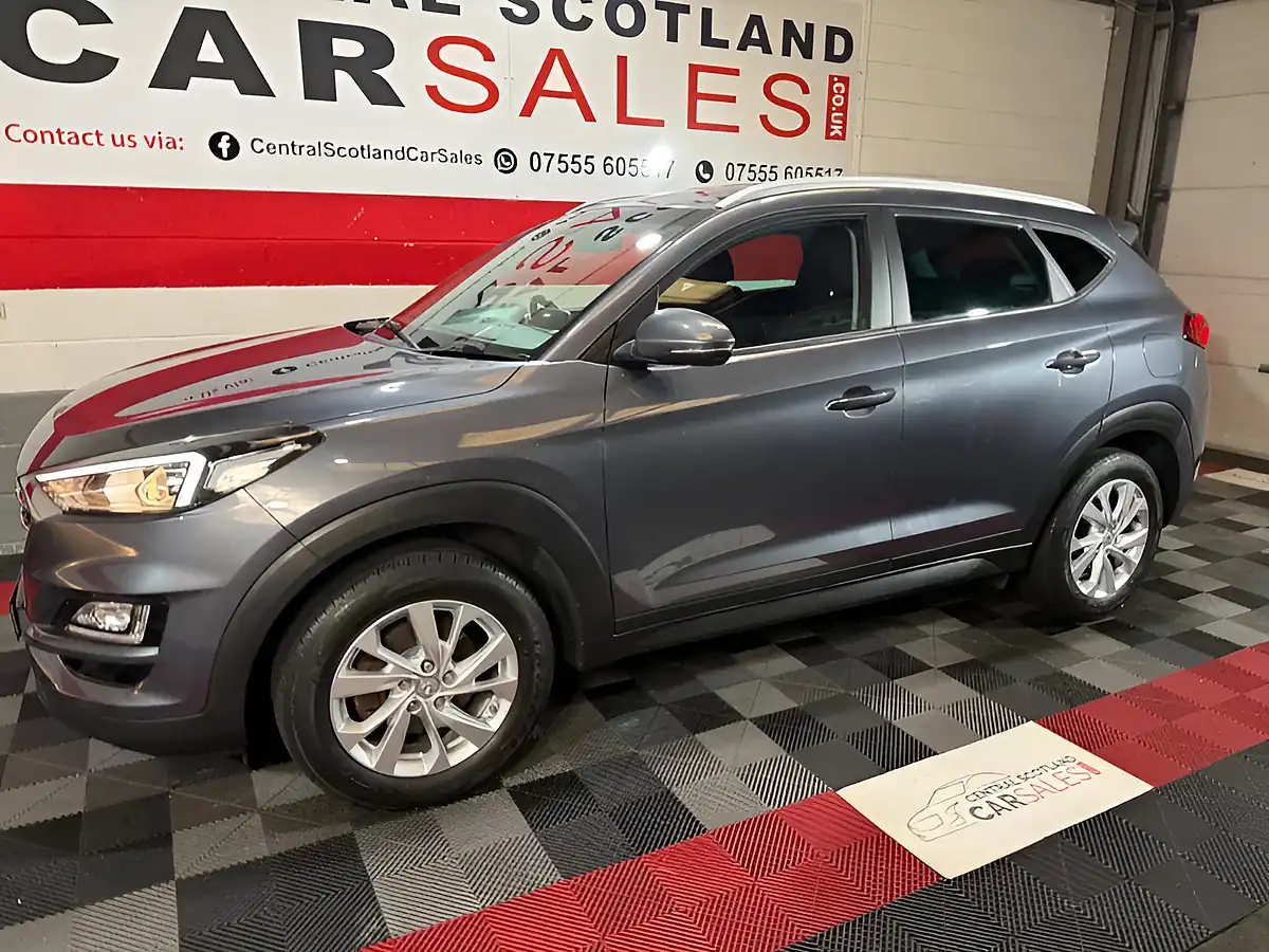 Used 2018 Hyundai Tucson Se Nav Grey - Interior and Exterior details 6