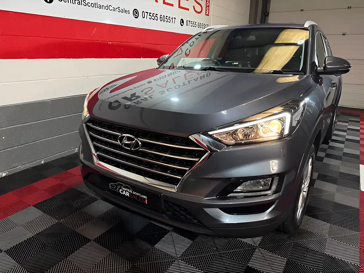 Used 2018 Hyundai Tucson Se Nav Grey - Interior and Exterior details 7