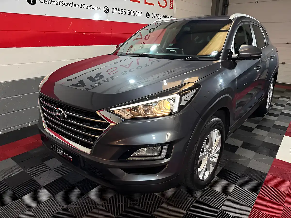 Used 2018 Hyundai Tucson Se Nav Grey - Interior and Exterior details 8