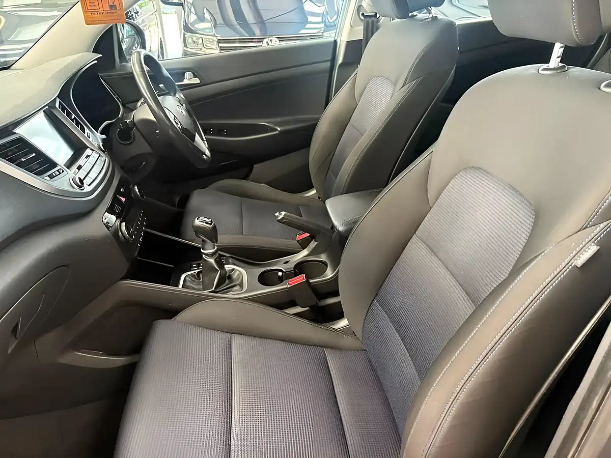 Used 2018 Hyundai Tucson Se Nav Grey - Interior and Exterior details 19