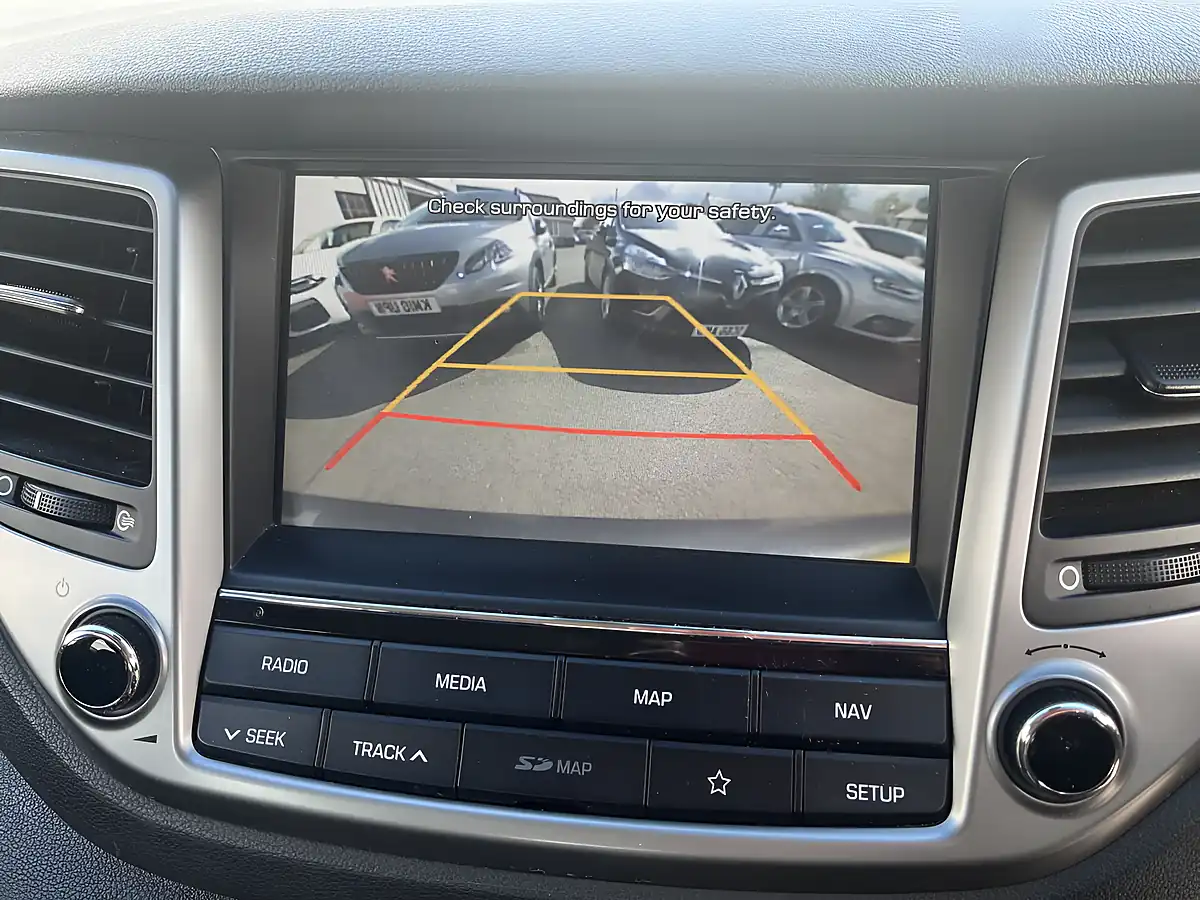 Used 2018 Hyundai Tucson Se Nav Micron Grey - Interior and Exterior details 14