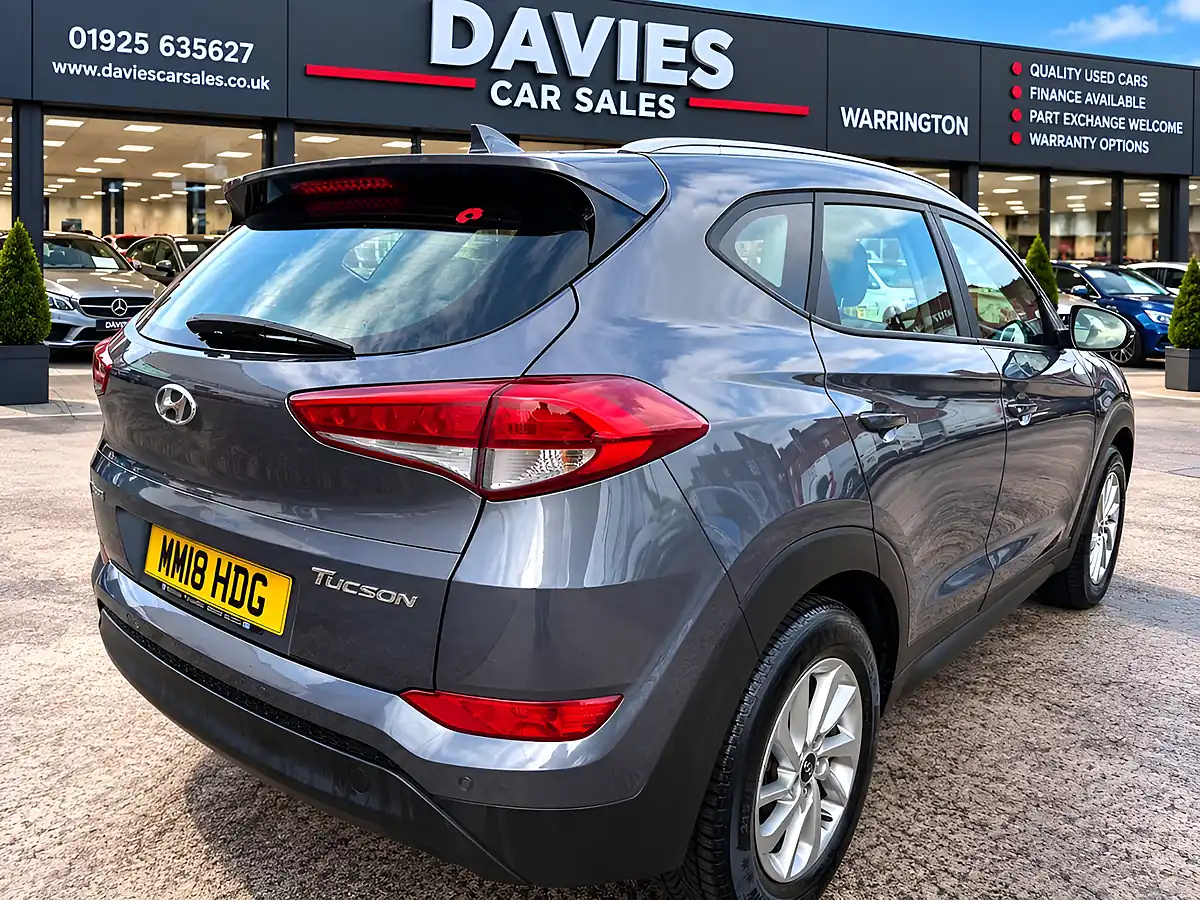 Used 2018 Hyundai Tucson Se Nav Micron Grey - Interior and Exterior details 5