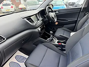 Used 2018 Hyundai Tucson Se Nav Micron Grey - Interior and Exterior details 9