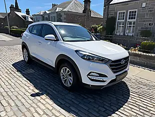 Used 2018 Hyundai Tucson Se Nav Polar White - Interior and Exterior details 11