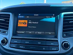 Used 2018 Hyundai Tucson Se Nav Polar White - Interior and Exterior details 19