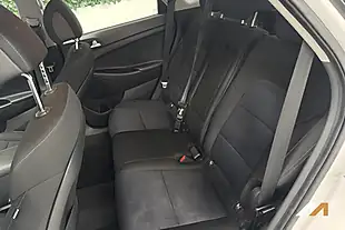 Used 2018 Hyundai Tucson Se Nav Polar White - Interior and Exterior details 16