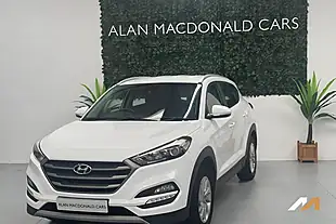 Used 2018 Hyundai Tucson Se Nav Polar White - Interior and Exterior details 4