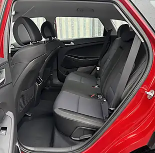 Used 2018 Hyundai Tucson Se Nav Red - Interior and Exterior details 11