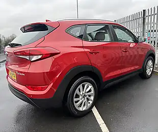 Used 2018 Hyundai Tucson Se Nav Red - Interior and Exterior details 5