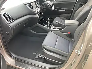 Used 2018 Hyundai Tucson Se Nav White - Interior and Exterior details 7