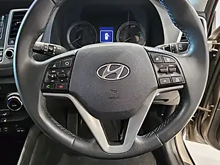 Used 2018 Hyundai Tucson Se White - Interior and Exterior details 13