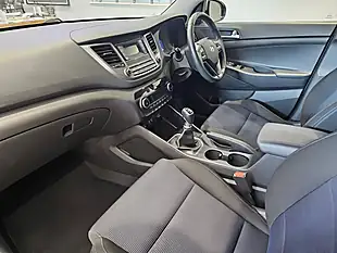 Used 2018 Hyundai Tucson Se White - Interior and Exterior details 14