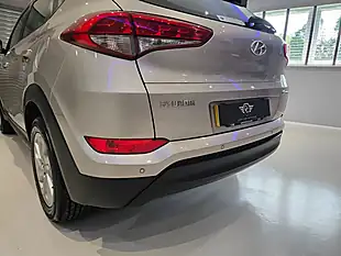 Used 2018 Hyundai Tucson Se White - Interior and Exterior details 18