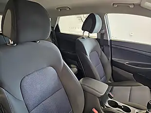 Used 2018 Hyundai Tucson Se White - Interior and Exterior details 9