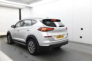 Used 2018 Hyundai Tucson Silver - Interior and Exterior details 5