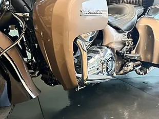 Used 2018 Indian Roadmaster Tourer Bronze - Interior and Exterior details 14