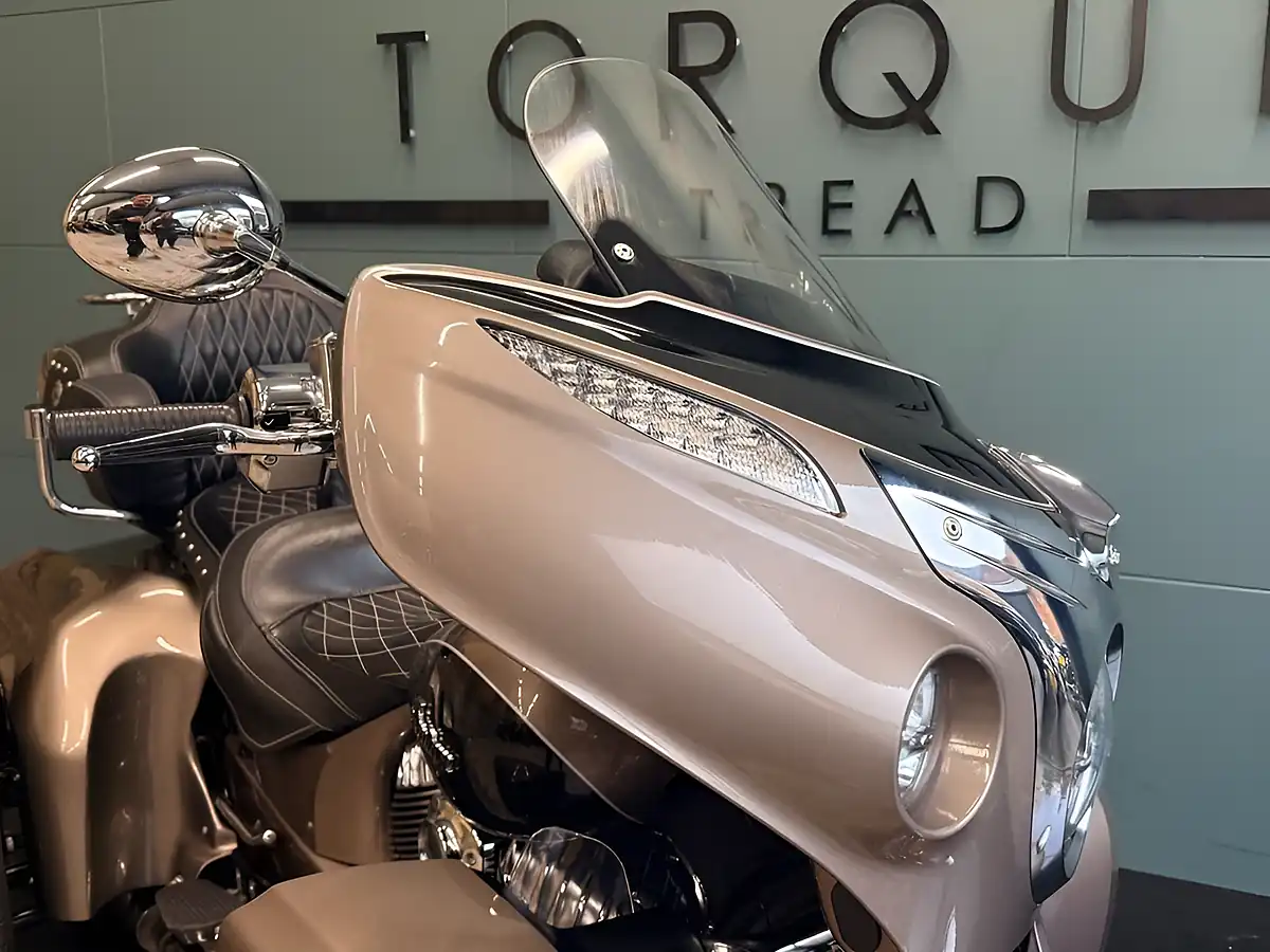 Used 2018 Indian Roadmaster Tourer Bronze - Interior and Exterior details 3