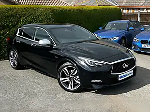 Used 2018 Infiniti Q30 Sport Intouch Black - Interior and Exterior details 14